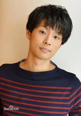 滨健人