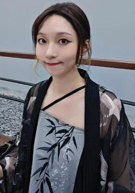 秦紫翼